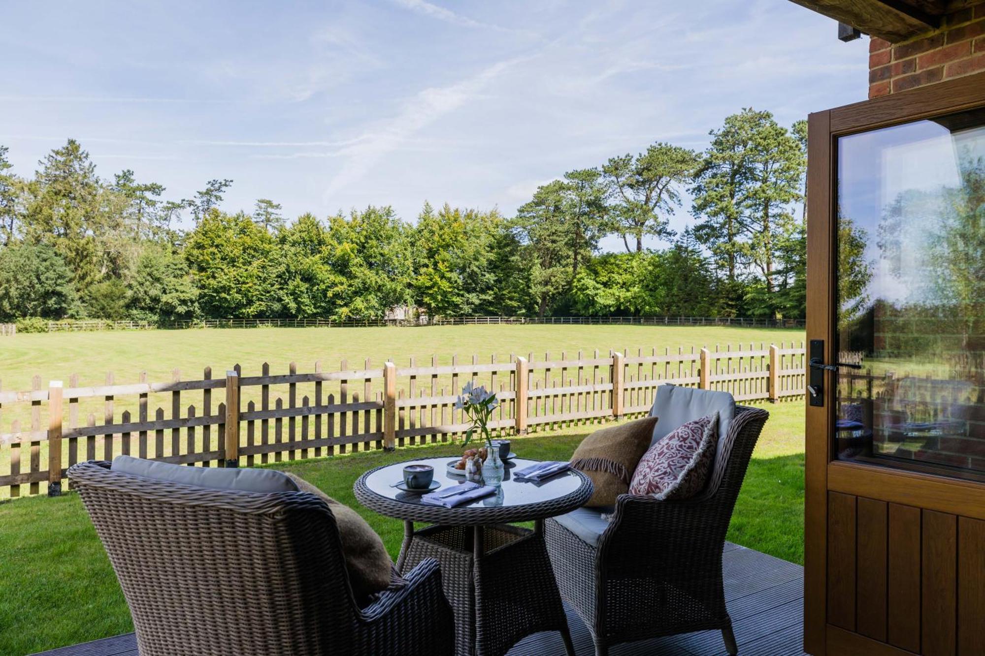 Hotel The Jack Russell Andover Exterior foto